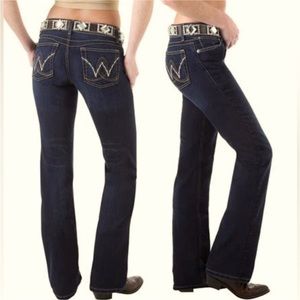 New without tags Wrangler Booty Up boot cut jeans